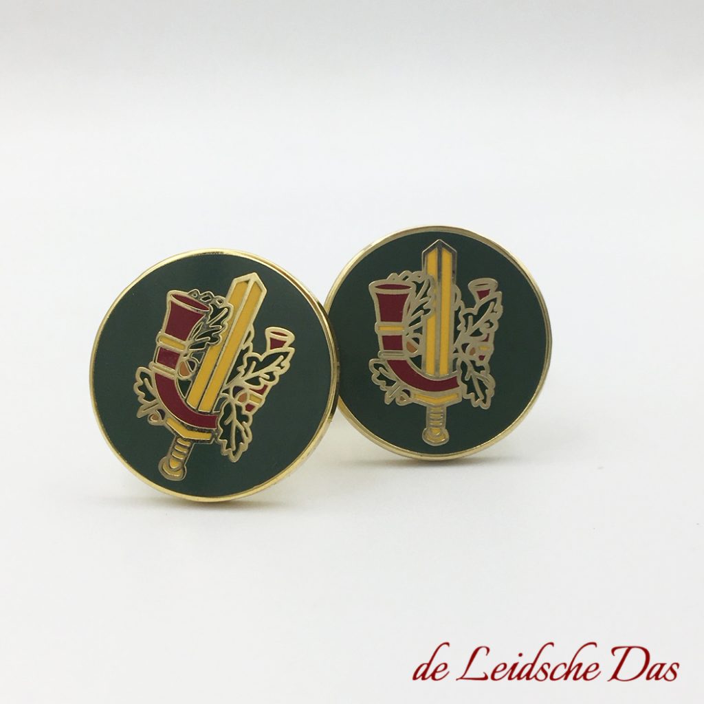 Cufflinks with your coat of arms, logo or crest, Cufflinks made in your custom cufflinks design